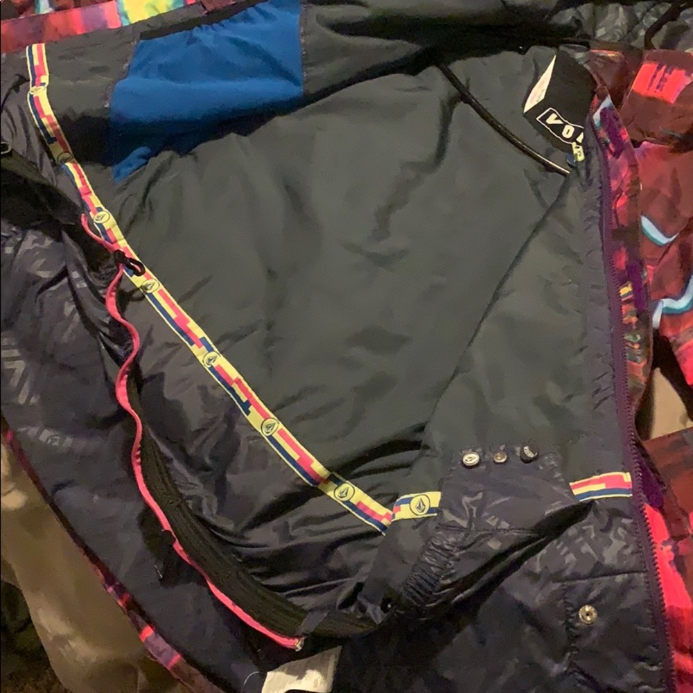 Volcom Red Multi-Color Ski Snow Jacket - Picture 5 of 5